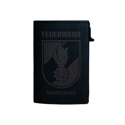 Feuerwehr Kartenetui – personalisiert mit Stadt-Gravur